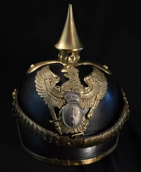 Prussian 2nd Dragoon Enlisted Pickelhaube Visuel 1 principal